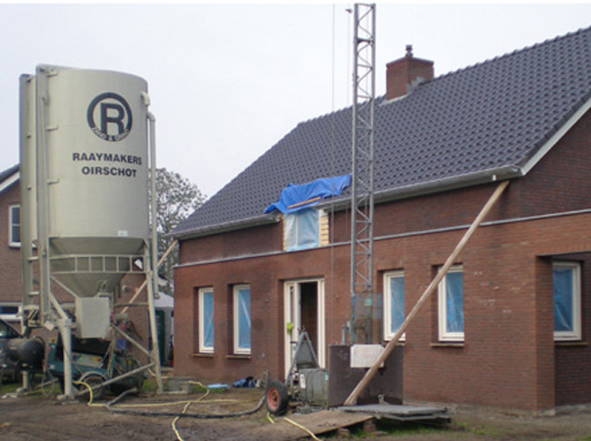 Silo t.b.v. realisatie van cementdekvloer